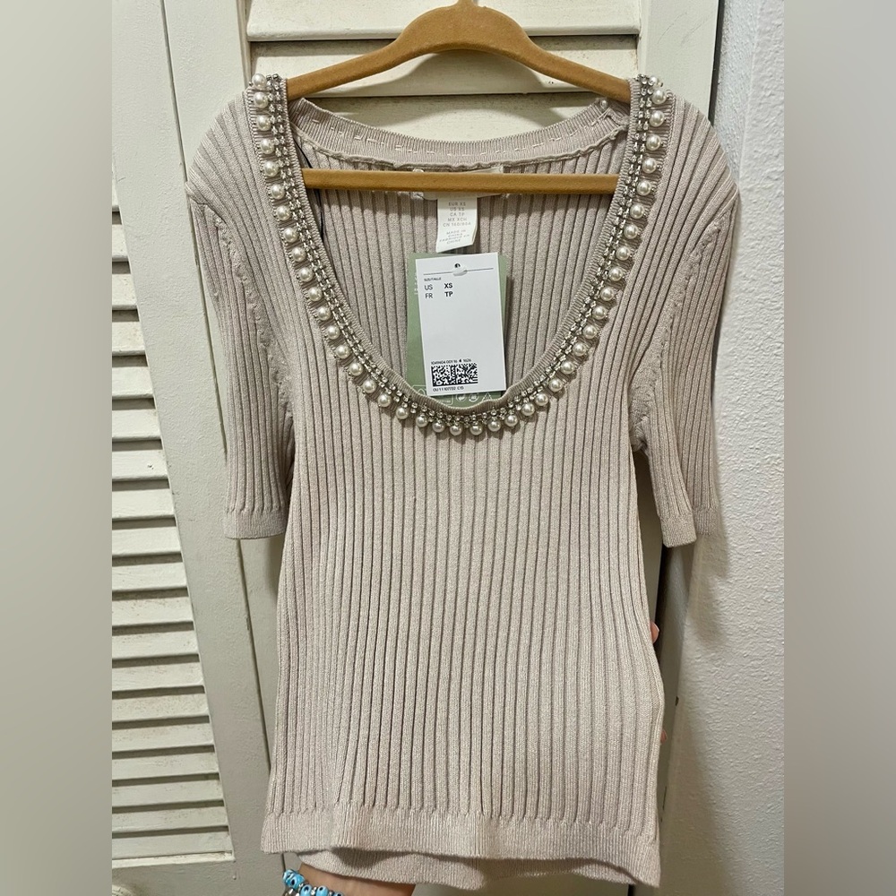 H&M Rhinestone Embellished Ribbed Knit Crop top - Picture 5 of 6